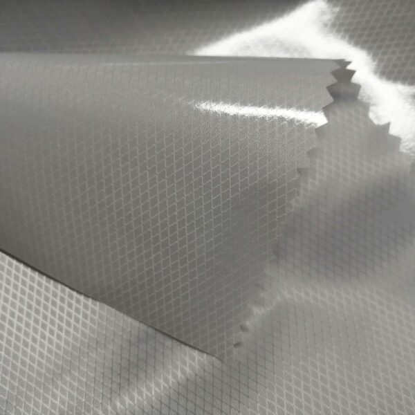 Diamond Taffeta Polyester TPU Cast fabric - Image 3